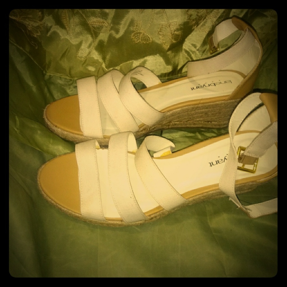 Summer Wedge